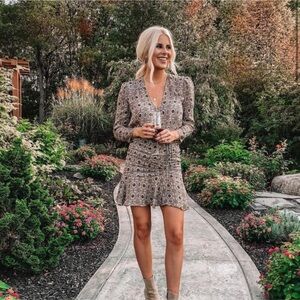 Veronica Beard dress size 2 perfect condition